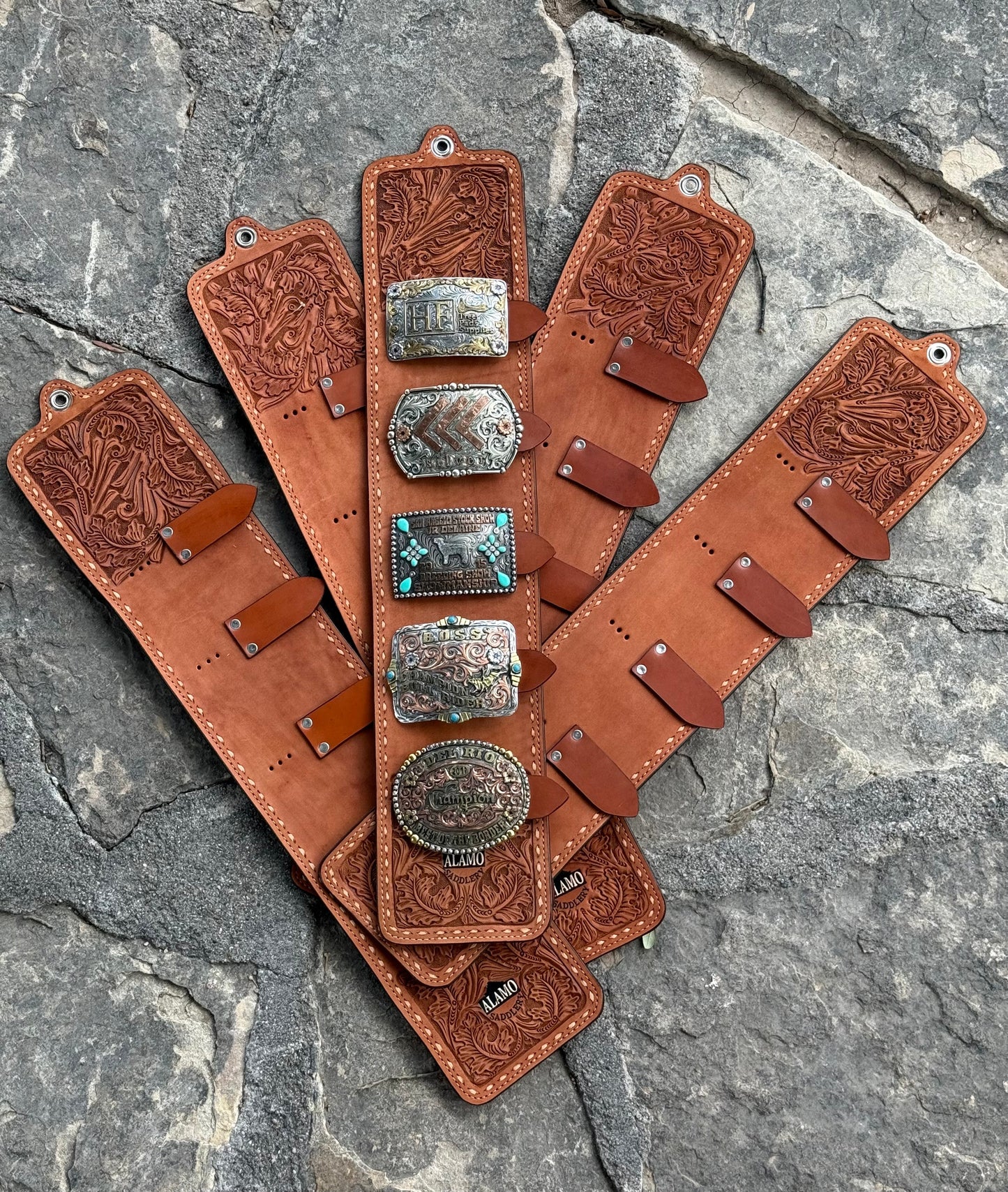 Toast Roughout Oakleaf w/ Tan Buckstitch Buckle Holder