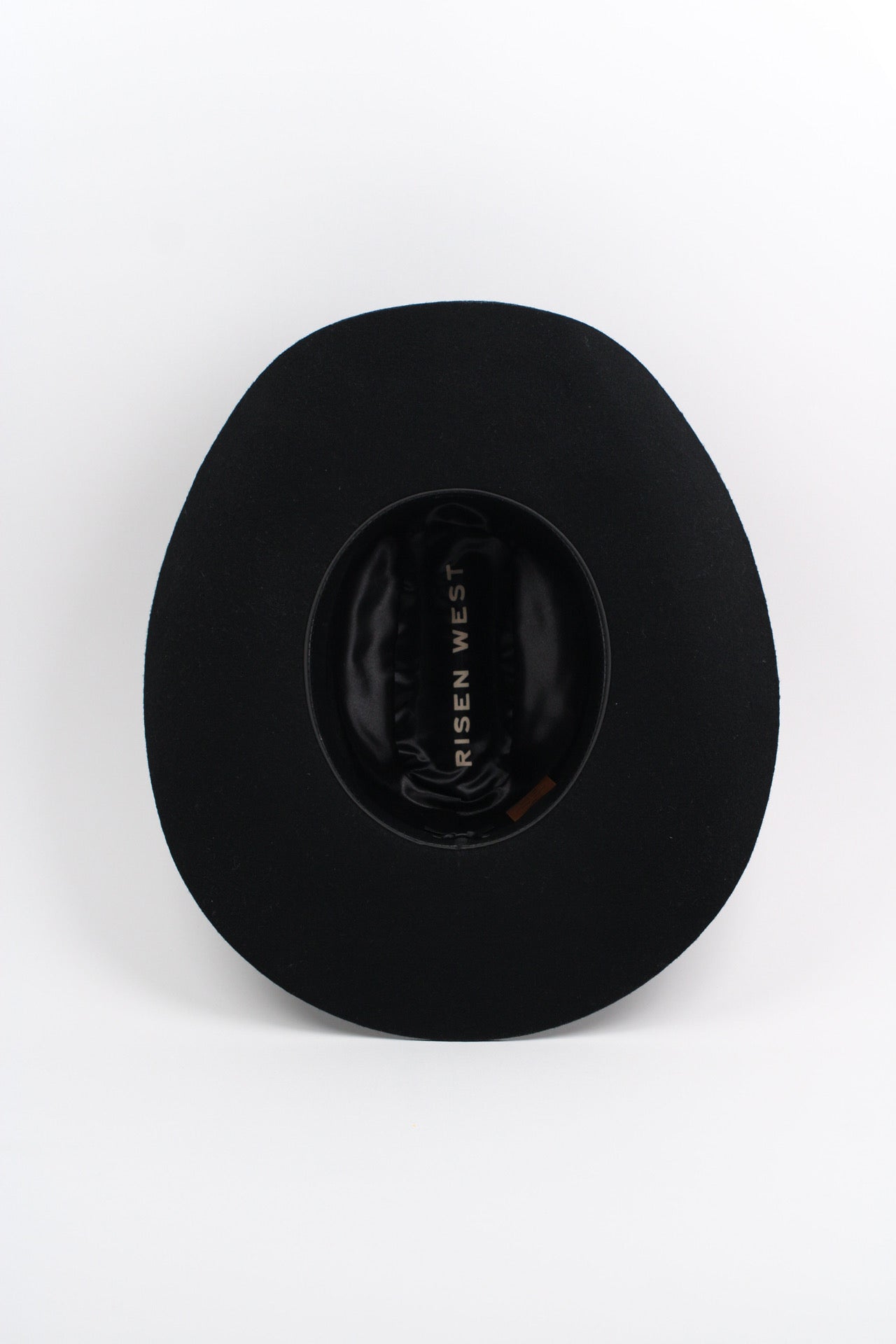 The Mustang - Black