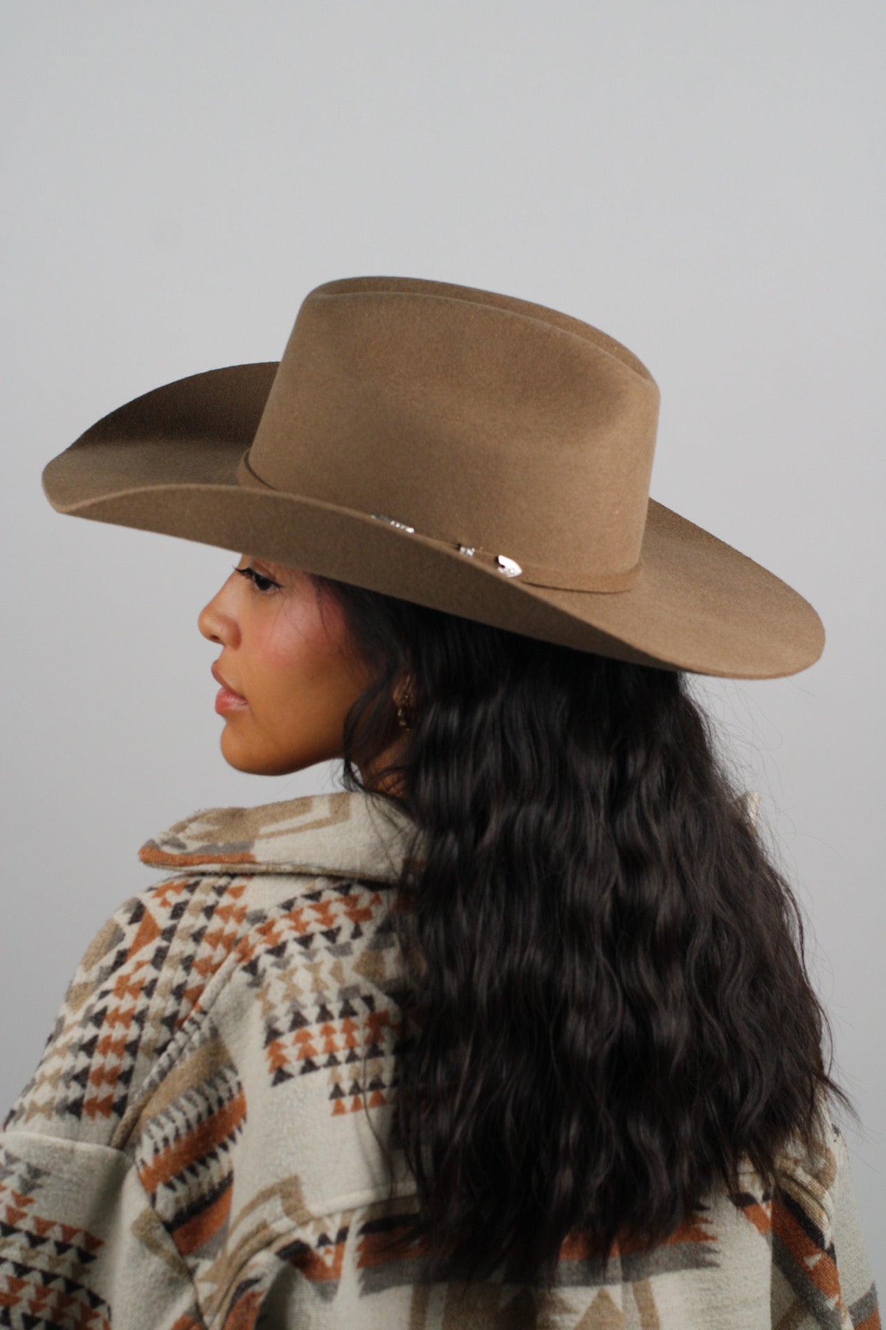 The Mustang - Khaki
