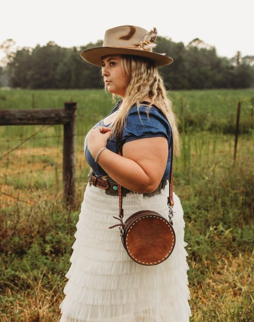 (PRE-ORDER ONLY) The Cowboy Stitch Canteen bag- Chocolate