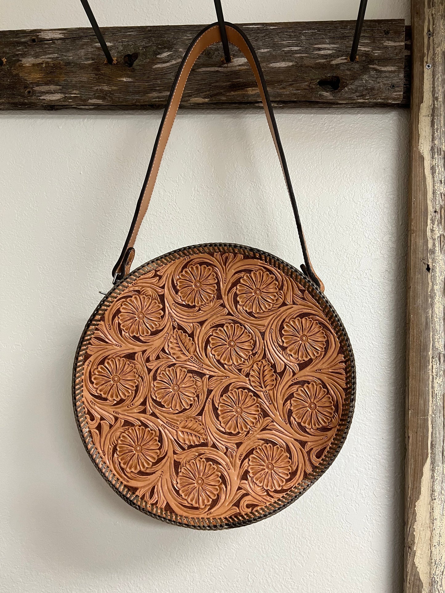 (PRE-ORDER ONLY) The 15" Heifer Canteen Handbag