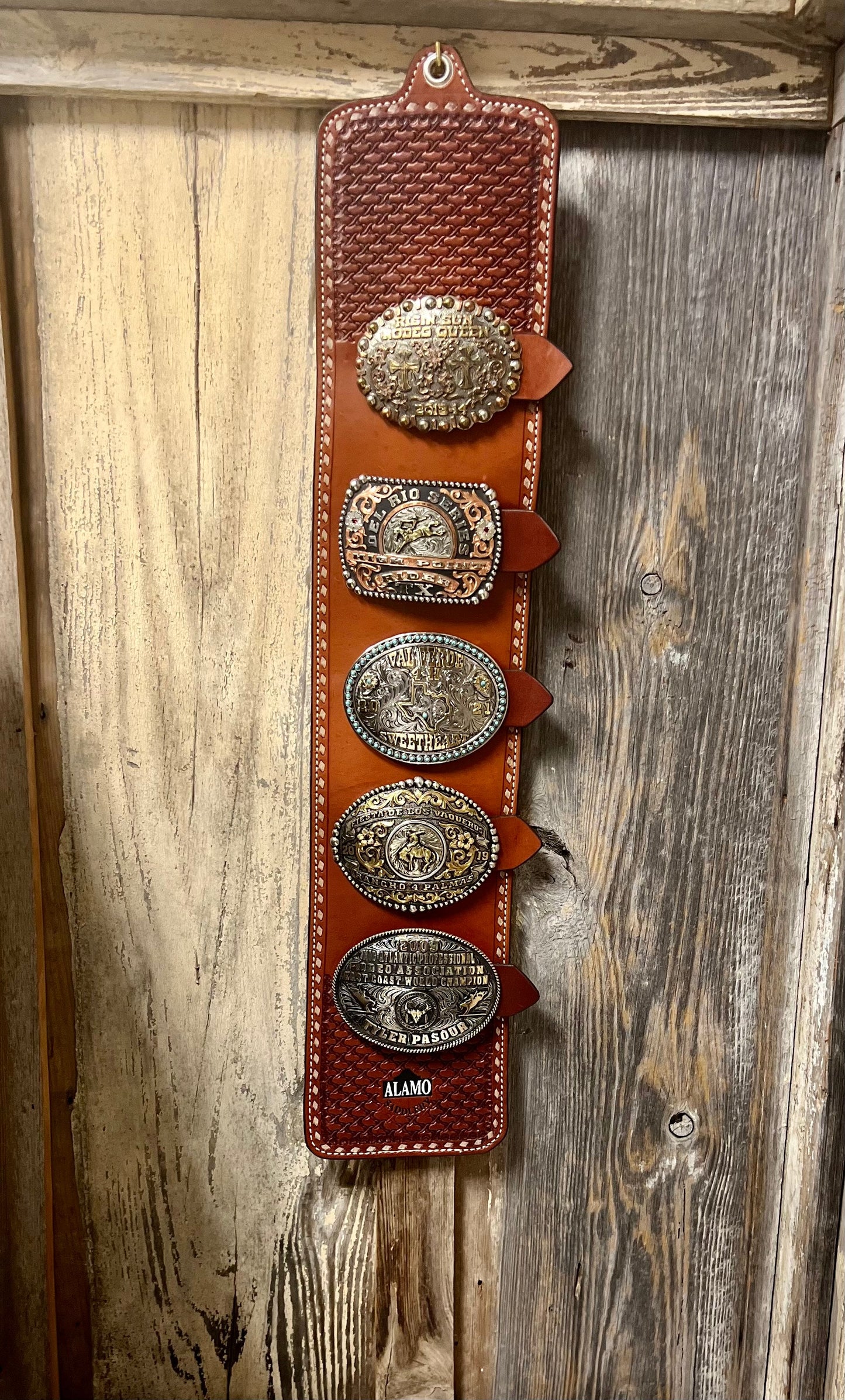 Toast Leather w/ Geo & Cream Buckstitch Buckle Holder