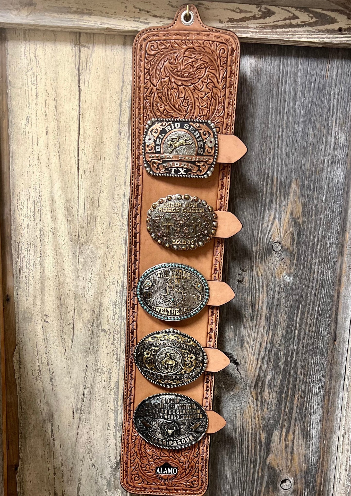 Golden Leather Cowboy Feather tool Buckle Holder